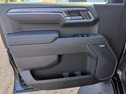 New 2026 Chevrolet Silverado 1500 LTZ w/ Z71 Off-Road Package image 11