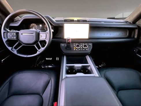 Certified 2025 Land Rover Defender 110 X image 7