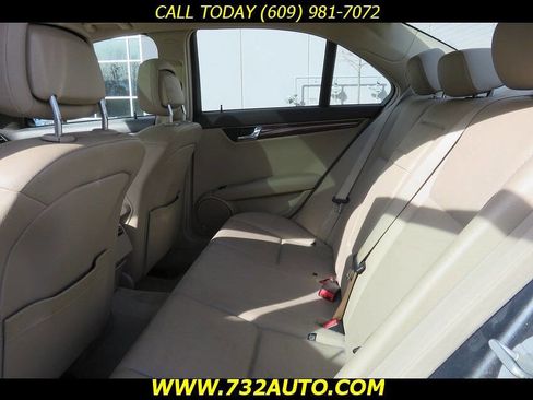 Used 2011 Mercedes-Benz C 300 C 300 Sport 4MATIC AWD 4dr Sed image 9