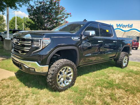 Used 2022 GMC Sierra 1500 SLT AWD/4WD image 7
