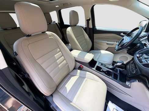Used 2019 Ford Escape Titanium AWD/4WD image 31