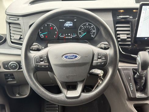 Used 2024 Ford Transit 350 XLT RWD image 13