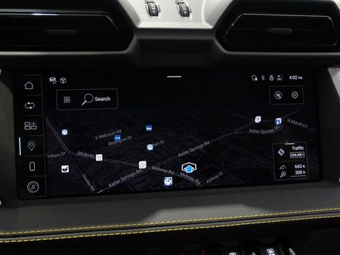 Used 2025 Lamborghini Urus SE image 19