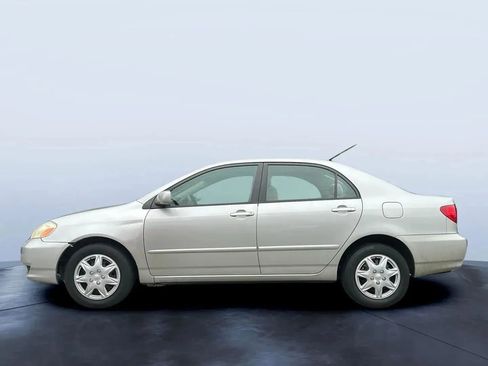 Used 2004 Toyota Corolla LE image 2