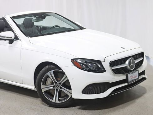 Used 2019 Mercedes-Benz E 450 4MATIC Cabriolet image 3