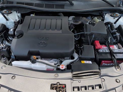 Used 2017 Toyota Camry XSE FWD image 18