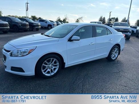 Used 2015 Chevrolet Malibu LT w/ Power Convenience Package FWD image 7