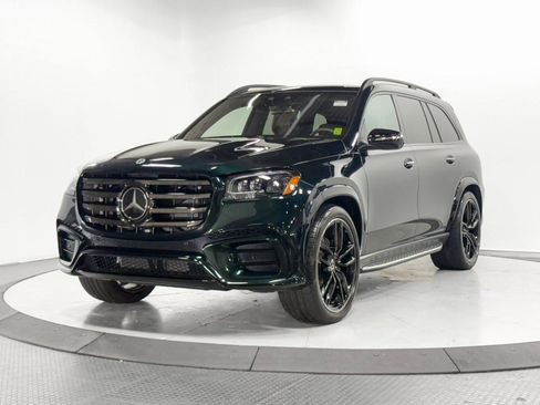 Used 2024 Mercedes-Benz GLS 450 4MATIC w/ Pinnacle Trim Package image 3