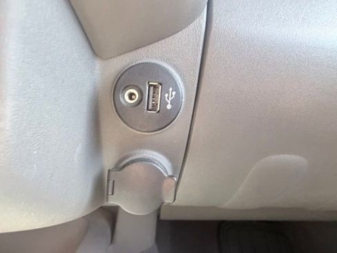Used 2019 Nissan Frontier SV w/ Value Truck Package AWD/4WD image 17