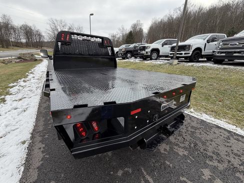 Used 2023 Chevrolet Silverado 3500 LT w/ Convenience Package image 9