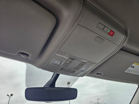 Used 2023 Volkswagen Atlas SE image 60