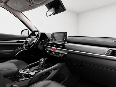 Used 2020 Kia Telluride S w/ S 8 Passenger Seating Package AWD/4WD image 40
