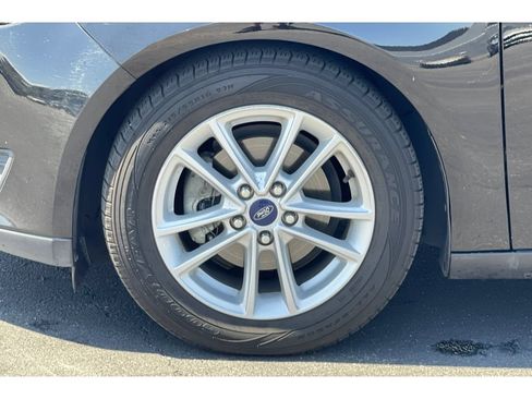 Used 2018 Ford Focus SE FWD image 39