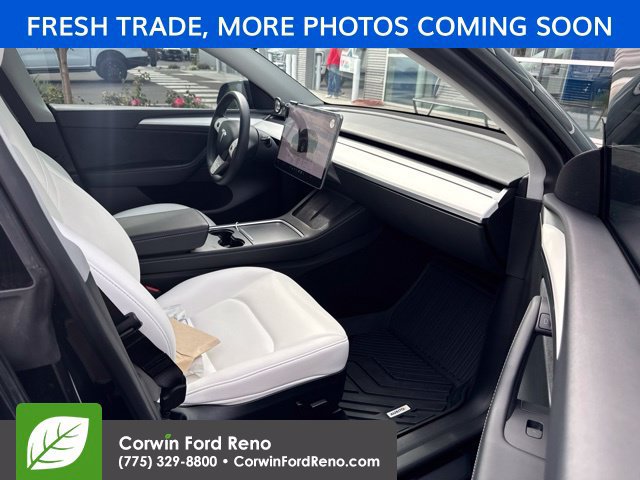 Used 2024 Tesla Model Y Long Range AWD/4WD image 13