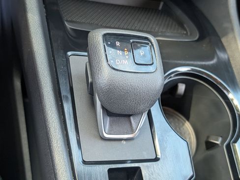 Certified 2025 Nissan Rogue SV AWD/4WD image 26