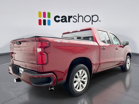 Used 2020 Chevrolet Silverado 1500 Custom w/ Custom Value Package AWD/4WD image 5