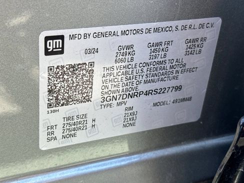 Used 2024 Chevrolet Equinox EV RS FWD image 51