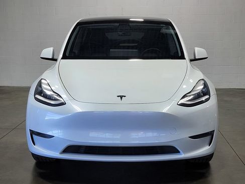 Used 2020 Tesla Model Y Long Range AWD/4WD image 3