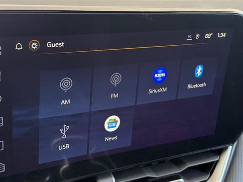New 2026 Chevrolet Equinox LT w/ Convenience Package II FWD image 21