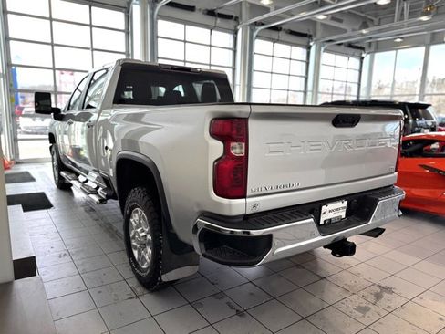 Used 2023 Chevrolet Silverado 3500 LT w/ Convenience Package image 39