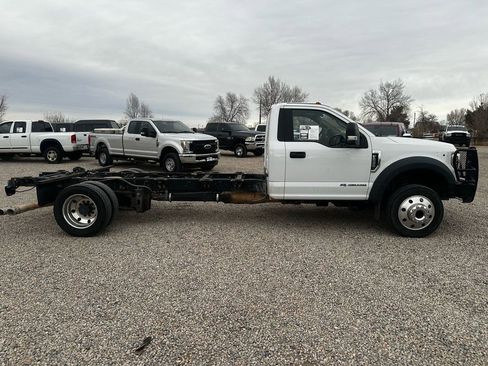 Used 2019 Ford F550 XLT image 11