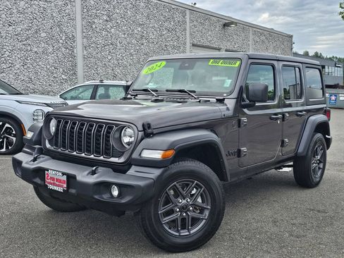Used 2024 Jeep Wrangler Unlimited Sport AWD/4WD image 1