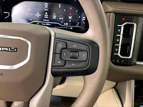 Used 2023 GMC Yukon Denali w/ Max Trailering Package AWD/4WD image 24