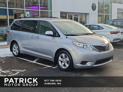Used 2014 Toyota Sienna LE