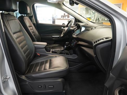 Used 2017 Ford Escape Titanium AWD/4WD image 35