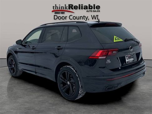 Used 2024 Volkswagen Tiguan SE R-Line image 3