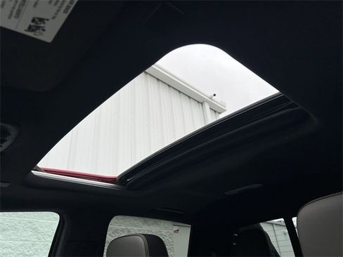 New 2025 Chevrolet Colorado ZR2 w/ Midnight Edition image 19