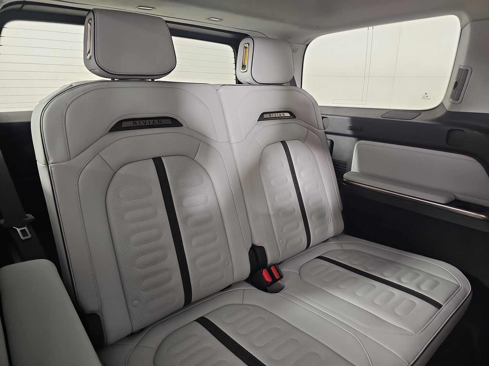 Used 2023 Rivian R1S Adventure Quad AWD/4WD image 22