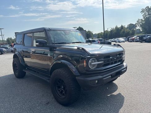 Used 2024 Ford Bronco Outer Banks AWD/4WD image 11