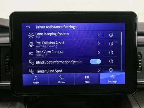 Used 2023 Ford Explorer XLT w/ Equipment Group 202A AWD/4WD image 23