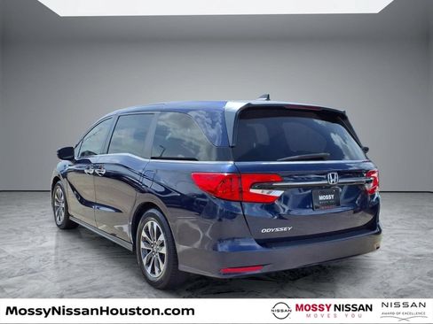 Used 2022 Honda Odyssey EX-L image 2