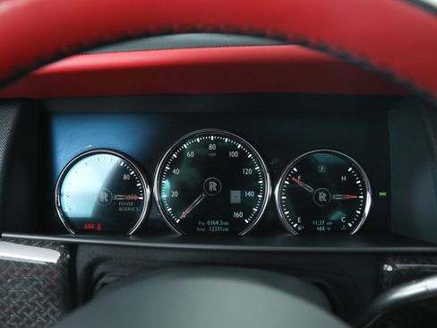 Used 2023 Rolls-Royce Cullinan Black Badge w/ Dark Exterior Package image 31