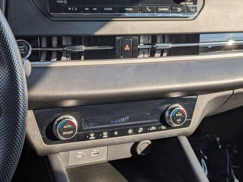 Used 2022 Mitsubishi Outlander ES AWD/4WD image 25