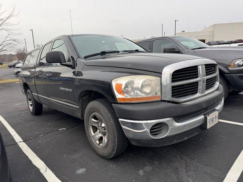 Used 2006 Dodge Ram 1500 Truck ST w/ SXT Group image 2