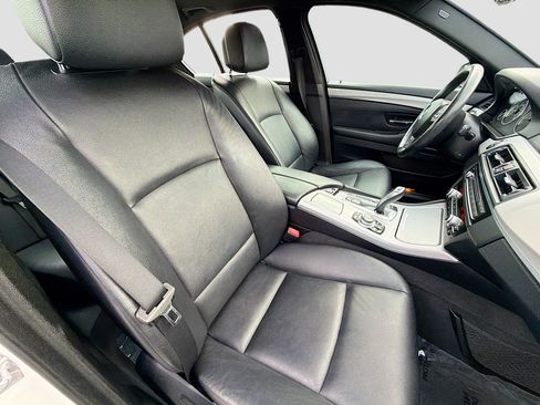 Used 2013 BMW 535i Sedan RWD image 14