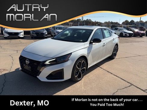 New 2025 Nissan Altima 2.5 SR w/ SR Premium Package image 1