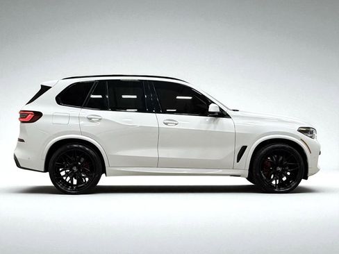 Used 2023 BMW X5 xDrive40i w/ M Sport Package image 13