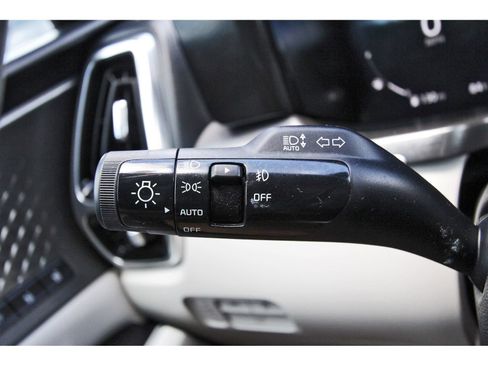 Used 2023 Kia Sorento SX AWD/4WD image 21