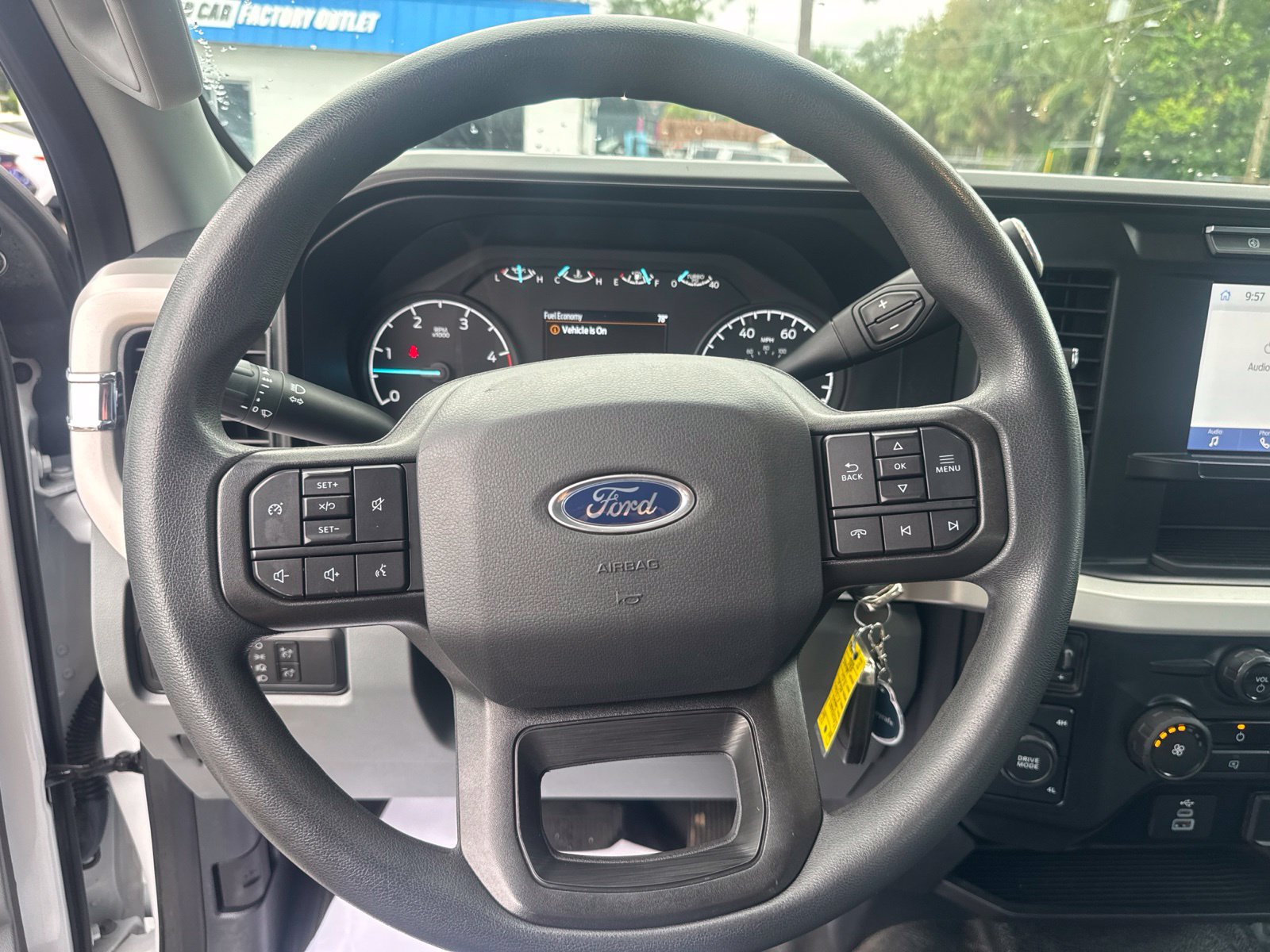 Used 2023 Ford F350 XL AWD/4WD image 23
