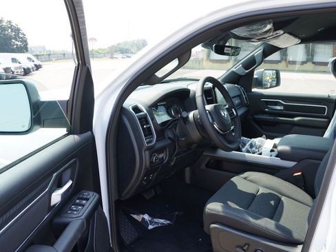 New 2026 RAM 1500 Big Horn AWD/4WD image 10