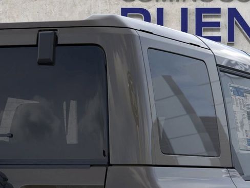 New 2025 Ford Bronco Badlands image 25