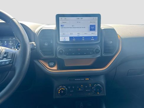 Used 2023 Ford Bronco Sport Badlands image 15