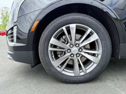 Used 2021 Cadillac XT5 Premium Luxury w/ LPO, Floor Liner Package AWD/4WD image 43