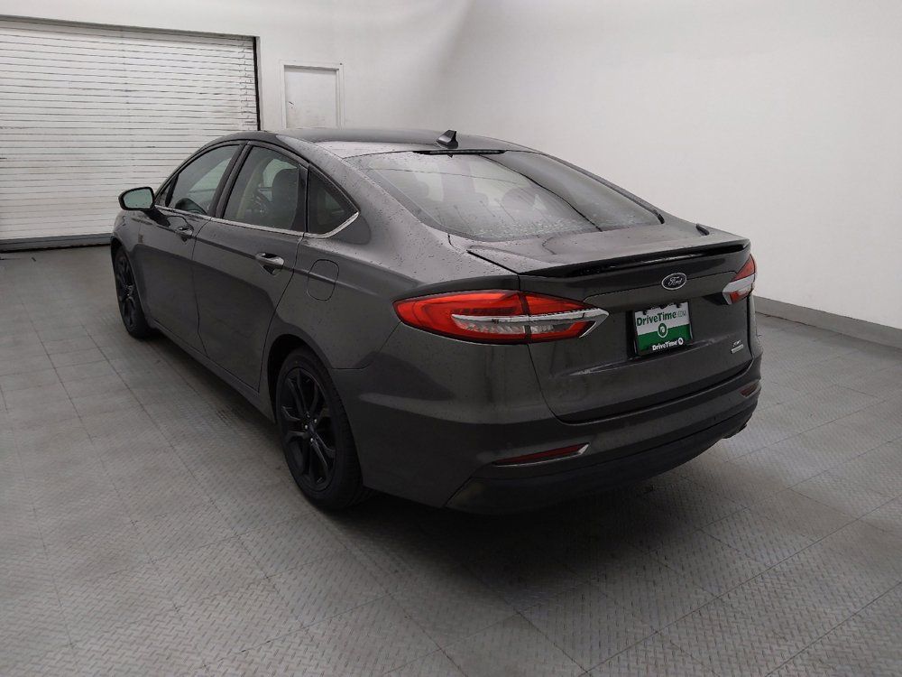 Used 2020 Ford Fusion SE w/ Equipment Group 151A FWD image 5