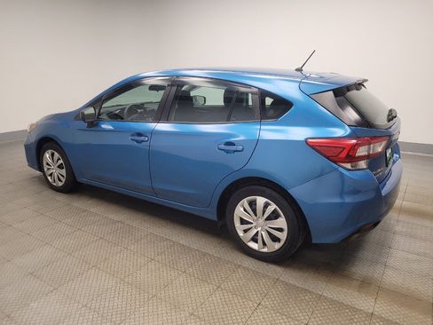 Used 2019 Subaru Impreza 2.0i image 3