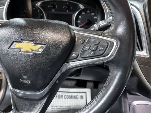 Used 2018 Chevrolet Malibu LT image 21